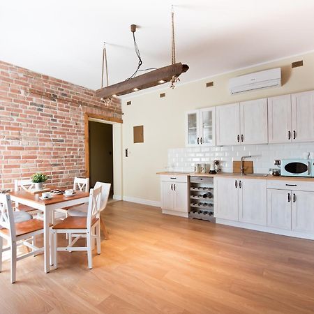 Stary Toruń Apartament Starowka No1, No2, No3 מראה חיצוני תמונה